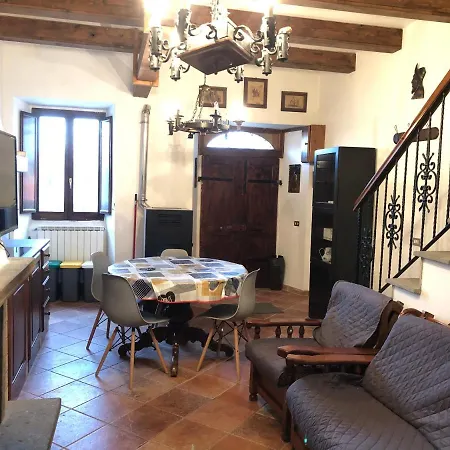 Lejlighed Maison Fonticella, Host